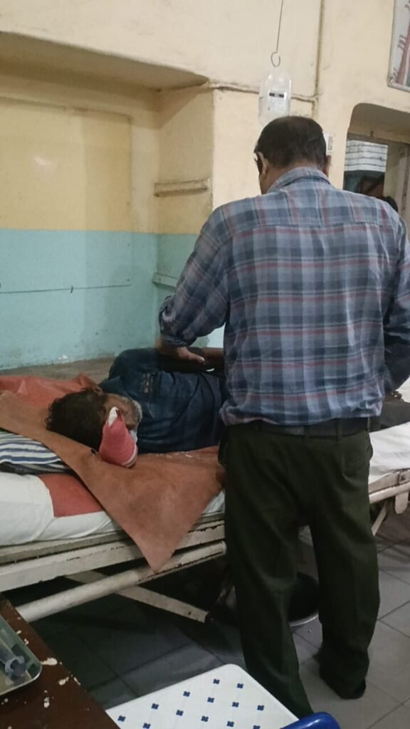 झरिया: तेल मिल की मशीन में फंसा मजदूर का हाथ, गंभीर हादसे में हाथ दो हिस्सों में कटा