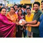 फुटबॉल प्रतियोगिता में शामिल हुईं जिला परिषद अध्यक्ष शारदा सिंह