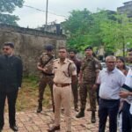 बेलगड़िया टाउनशिप पहुंचे धनबाद DC और SSP, विकास कार्यों की जमीनी हकीकत देखी