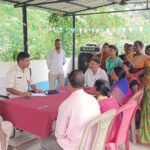 सरायकेला में झोलाछाप डॉक्टर के खिलाफ ग्रामीणों का प्रदर्शन, गिरफ्तारी की मांग को लेकर सिनी ओपी घेरा
