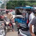 छात्रों पर लाठीचार्ज के विरोध में BJP का बंद, धनबाद में सड़क पर उतरे कार्यकर्ता