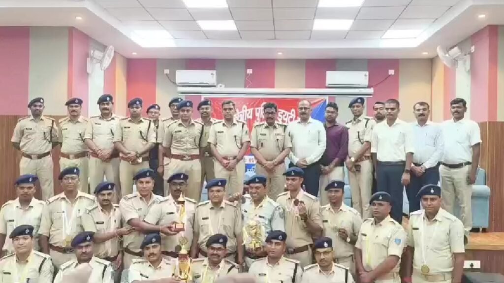 धनबाद में कोयला क्षेत्रीय पुलिस ड्यूटी मीट-2026 संपन्न, जिला बना ओवरऑल चैंपियन