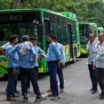 दिल्ली में DTC बस चालकों की हड़ताल तीसरे दिन भी जारी, यात्रियों की बढ़ी परेशानी
