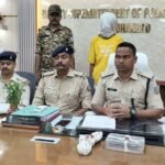 धनबाद में जावेद वकील की हत्या की साजिश नाकाम, कट्टा-कारतूस के साथ आरोपी गिरफ्तार