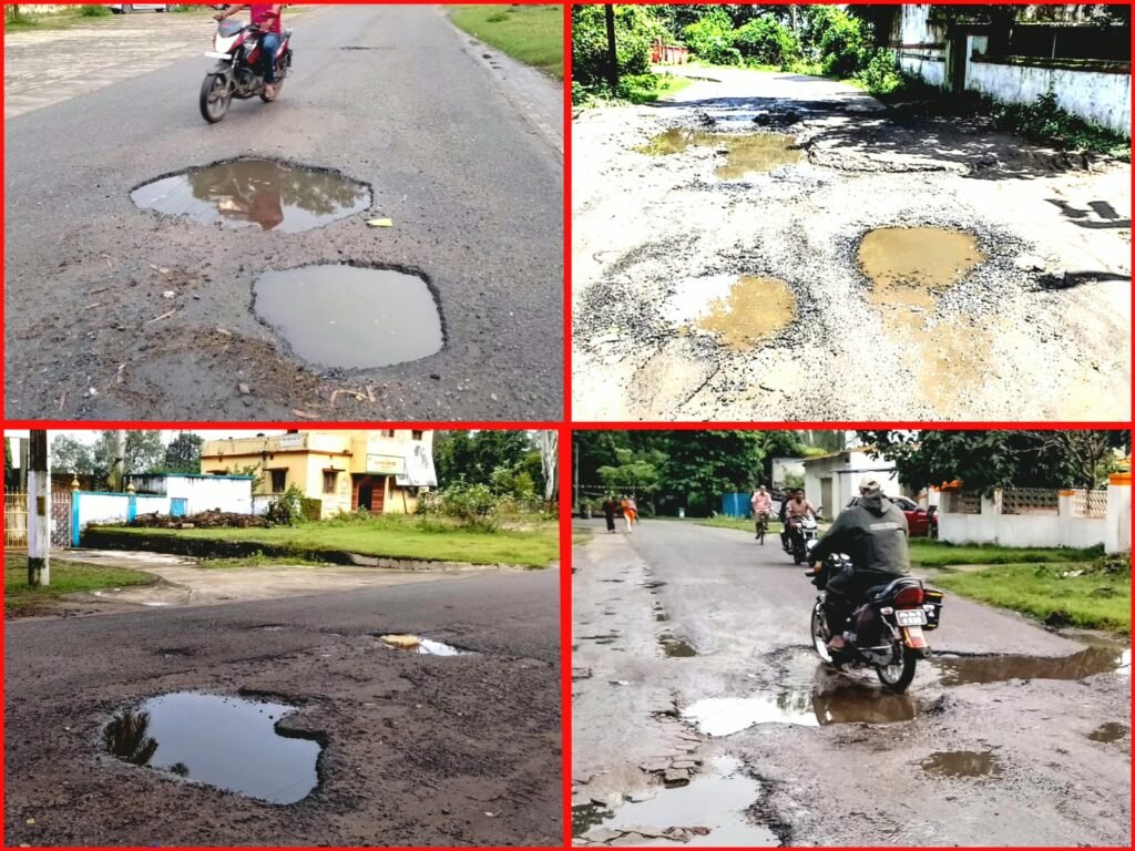 Dhanbad News: सिंदरी की सड़कों पर जानलेवा गड्ढे, बारिश में बढ़ी परेशानी; रोज हादसे का डर