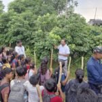 धनबाद में कृषि शोध केंद्र पहुंचे स्कूली बच्चे, दुर्लभ पौधों को देखकर बढ़ी प्रकृति संरक्षण की रुचि