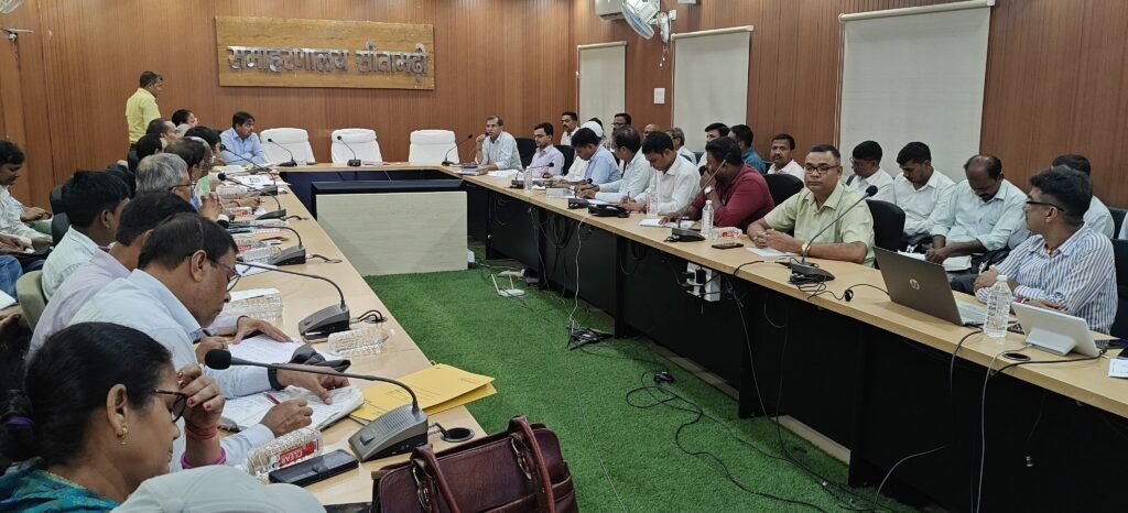 सीतामढ़ी में शिक्षा विभाग की समीक्षा बैठक, शैक्षणिक गुणवत्ता और योजनाओं पर जोर