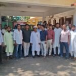पेंशन और सातवें वेतनमान की मांग को लेकर सांसद विजय हांसदा से मिले मदरसा शिक्षक संघ के प्रतिनिधि