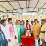 धनबाद सांसद ढुल्लू महतो ने मनाई पंडित दीनदयाल उपाध्याय की जयंती, अंत्योदय के विचारों को किया याद