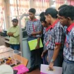 CSIR-CIMFR में केंद्रीय विद्यालय के छात्रों का शैक्षणिक भ्रमण, वैज्ञानिकों से समझी रिसर्च की बारीकियां