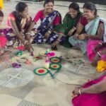 पिंड्राजोरा में महिलाओं ने सीखा सिक्की आर्ट, रोजगार और आत्मनिर्भरता की नई राह