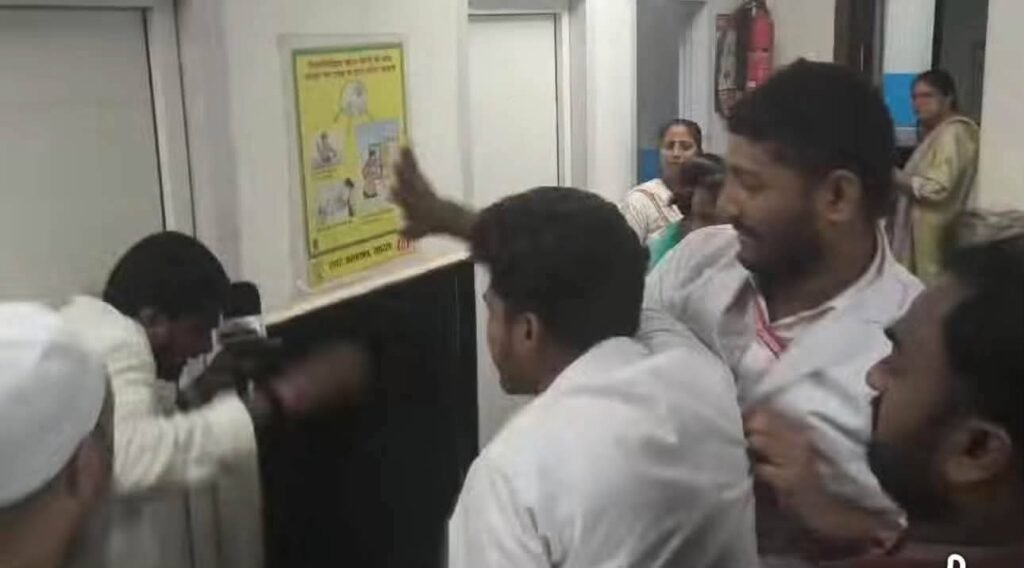 सहरसा सदर अस्पताल में पत्रकार से मारपीट के आरोप पर विवाद, दोनों पक्षों ने थाने में दिया आवेदन