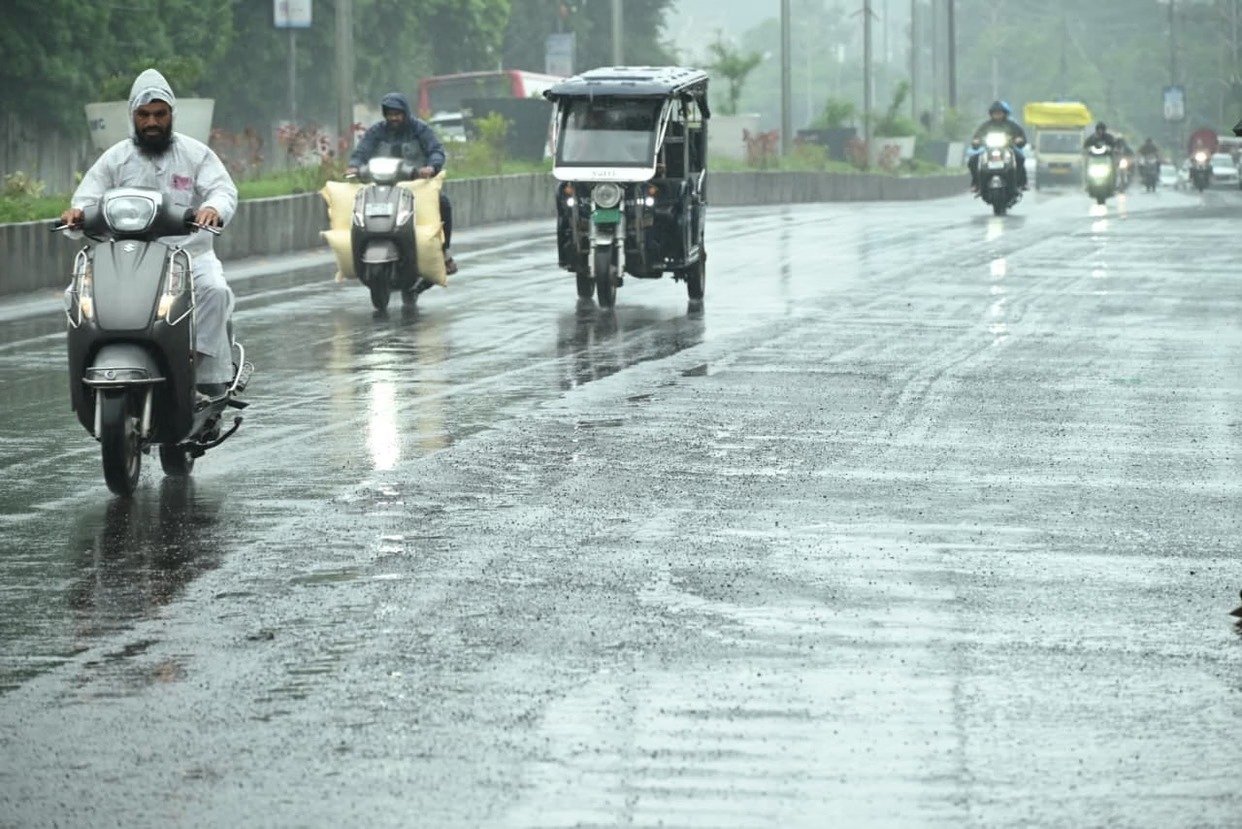 Jharkhand Weather: 20 सितंबर तक बारिश का दौर, 16 सितंबर को वज्रपात और तेज हवा का अलर्ट