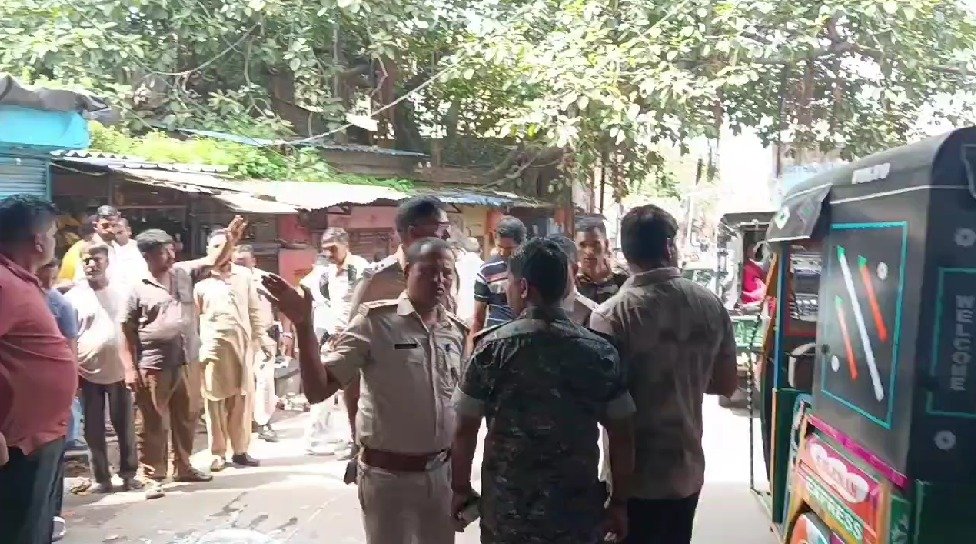 धनबाद के भूली मोड़ पर दिनदहाड़े गोलीबारी, सानू खान समेत तीन घायल