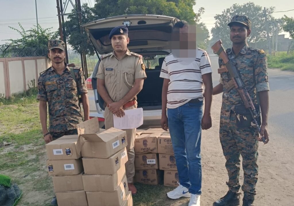 Aurangabad News: कार में छिपाकर ले जा रहे थे 305 लीटर शराब, तस्कर गिरफ्तार