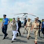 Governor Dhanbad Visit: बरवाअड्डा एयरपोर्ट पर राज्यपाल का स्वागत, सुरक्षा के लिए तैनात रही विशेष टीमें