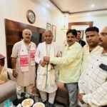 बाबूलाल मरांडी के धनबाद आगमन पर जुटे भाजपा नेता, रुपेश सिन्हा और मानस प्रसून ने किया सम्मानित