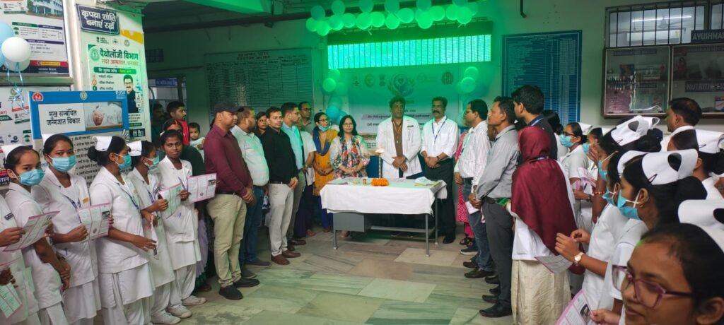 Dhanbad News: सदर अस्पताल में मनाया गया विश्व मानसिक स्वास्थ्य दिवस, जानें इस साल की थीम