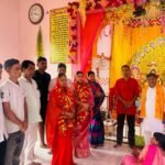 धनबाद: बरवाअड्डा के यादवपुर पूजा पंडाल पहुंचीं जिला परिषद अध्यक्ष शारदा सिंह, मां दुर्गा से की सुख-समृद्धि की कामना