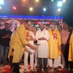 Pakur News: आरजे स्टेडियम में भव्य भक्ति जागरण, माता रानी के भजनों पर झूमे श्रद्धालु