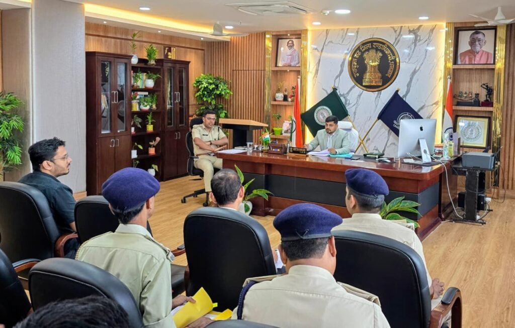 Dhanbad Home Guard Recruitment: धनबाद में 1066 होमगार्ड अभ्यर्थियों का अंतिम चयन, वेबसाइट पर जारी होगी सूची