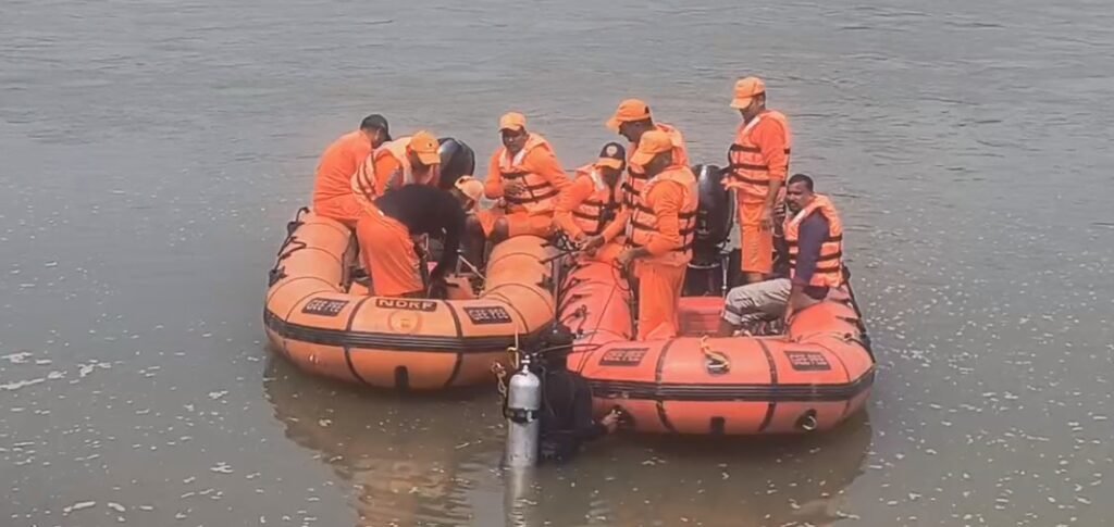 दामोदर नदी में लापता युवती की तलाश में NDRF, रांची से पहुंची टीम ने शुरू किया सर्च ऑपरेशन