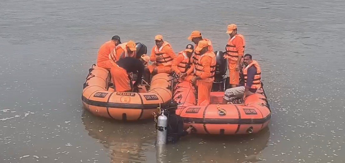 दामोदर नदी में लापता युवती की तलाश में NDRF, रांची से पहुंची टीम ने शुरू किया सर्च ऑपरेशन