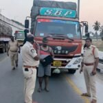 GST New Rules: अब रास्ते में आसानी से नहीं रोके जाएंगे ट्रक, GST काउंसिल के फैसले से कारोबारियों को राहत