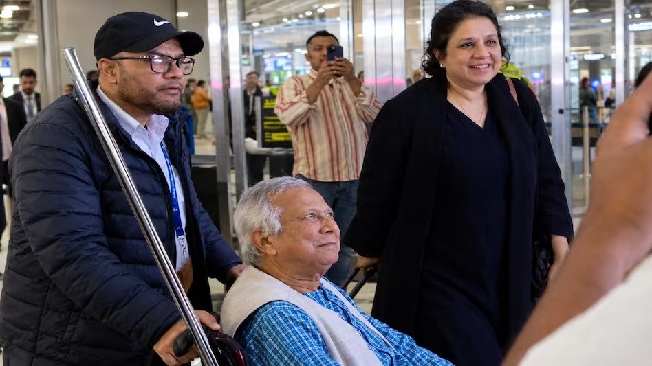 Muhammad Yunus News: न्यूयॉर्क एयरपोर्ट पर मुहम्मद यूनुस का विरोध, बांग्लादेशी प्रवासियों ने लगाए गंभीर आरोप