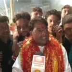 Dhanbad News: बड़ा जमुआ में 50 फीट के रावण का दहन, आतिशबाजी के बीच उमड़ा जनसैलाब