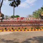 Dhanbad News: IIT-ISM के निदेशक प्रो. सुकुमार मिश्रा को मिलेगा महान शिक्षक पुरस्कार 2026, जानें क्यों हुआ चयन