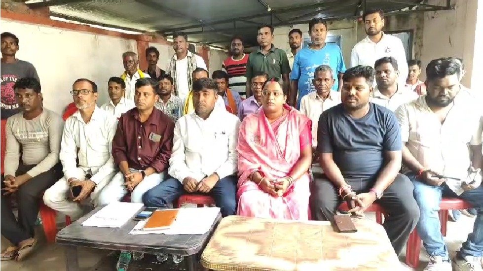Dhanbad News: कतरी नदी क्षेत्र की Stone Mines का मामला NGT पहुंचा, सरिता देवी ने उठाए पर्यावरण पर सवाल